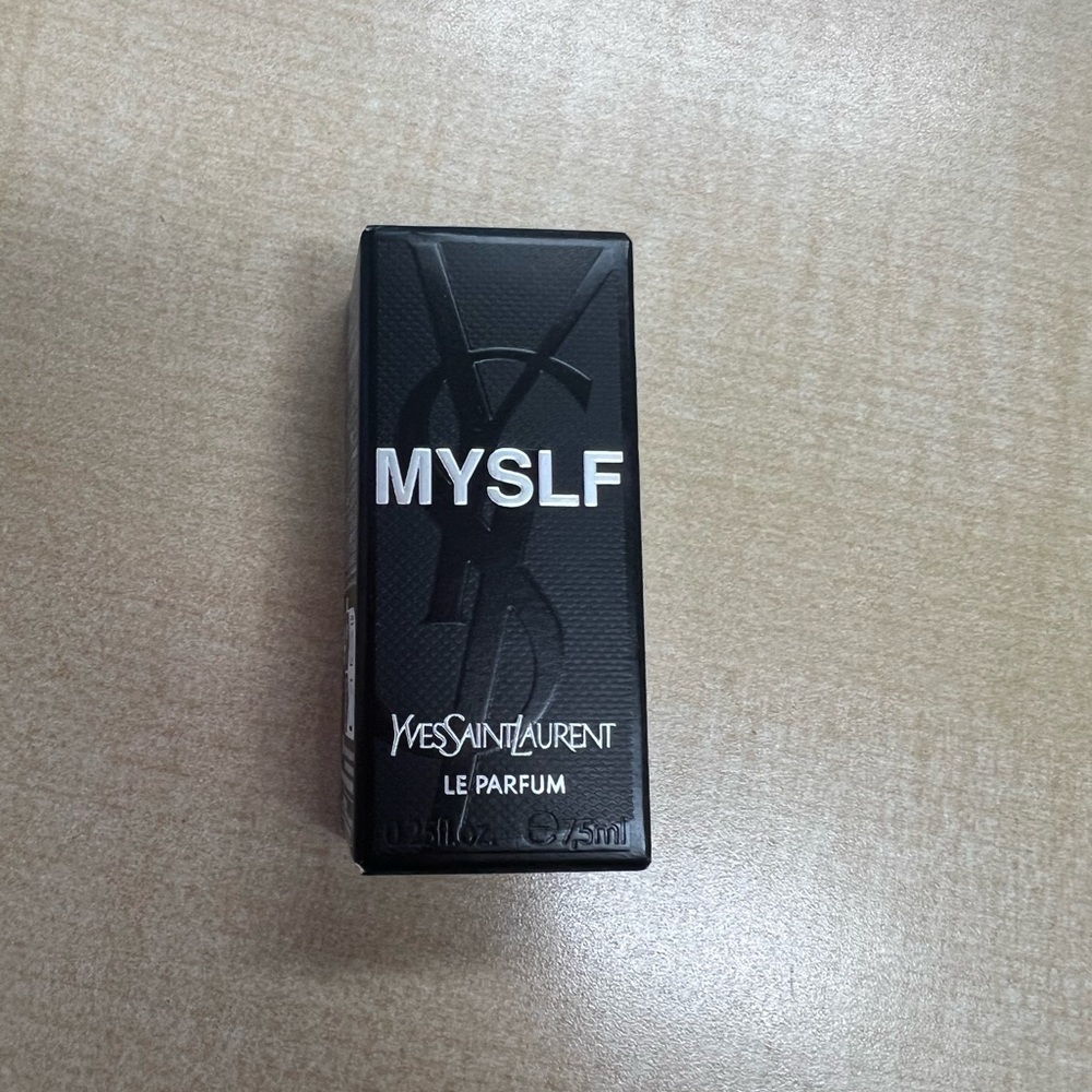 Yves Saint Laurent Black MYSLF Le Parfum - Picture 2 of 3